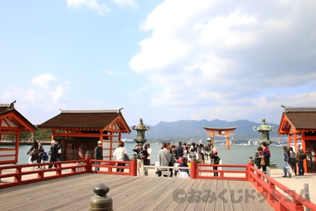 厳島神社 境内の様子