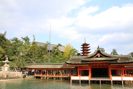 厳島神社 本殿の様子